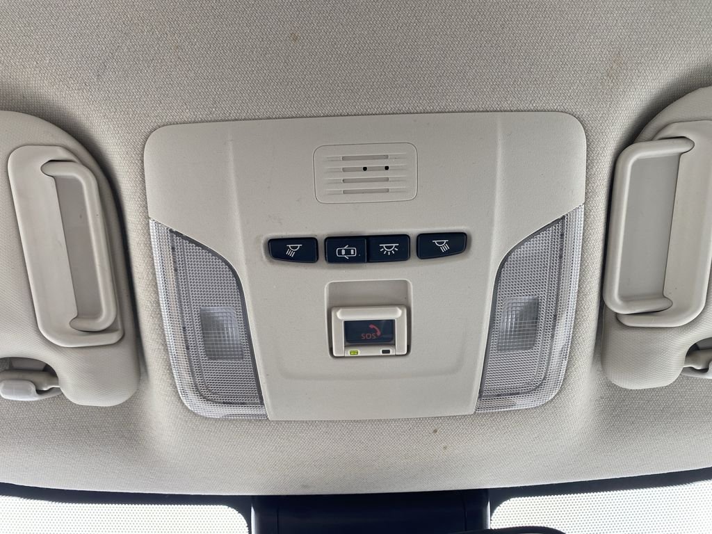 2022 Toyota Corolla LE - Photo 24