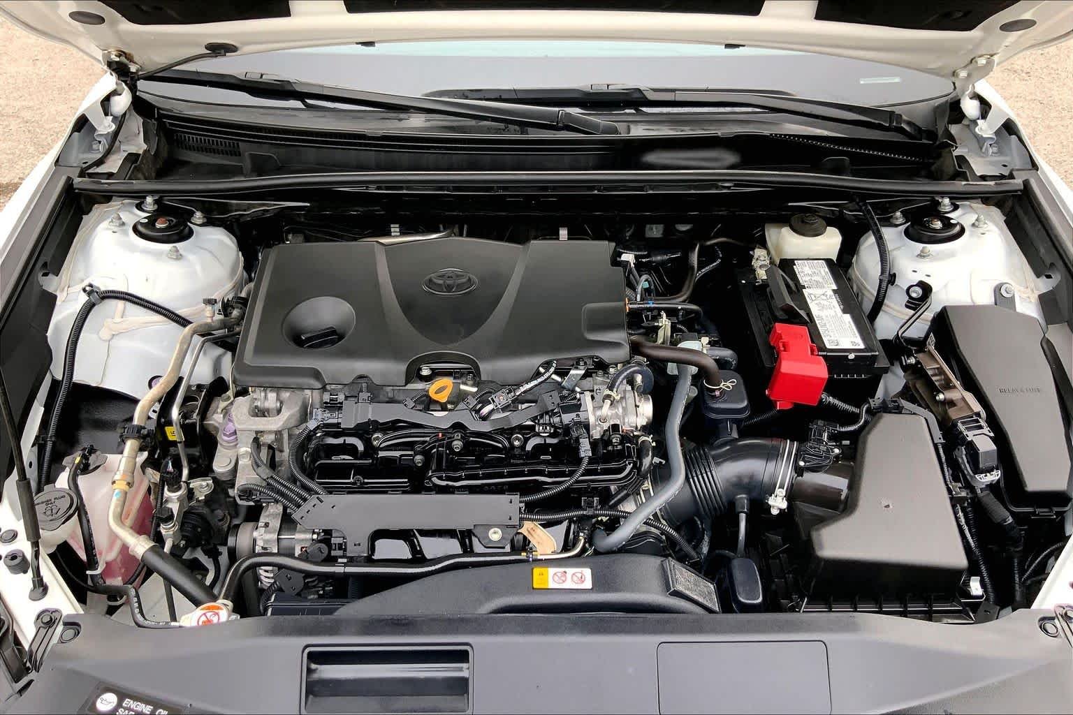 Used 2024 Ice Cap Toyota LE image 30