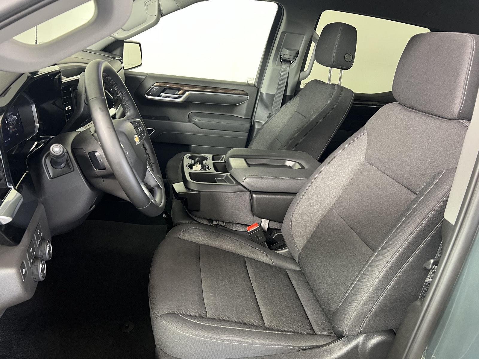 Used 2026 Cypress Gray Chevrolet LT image 11