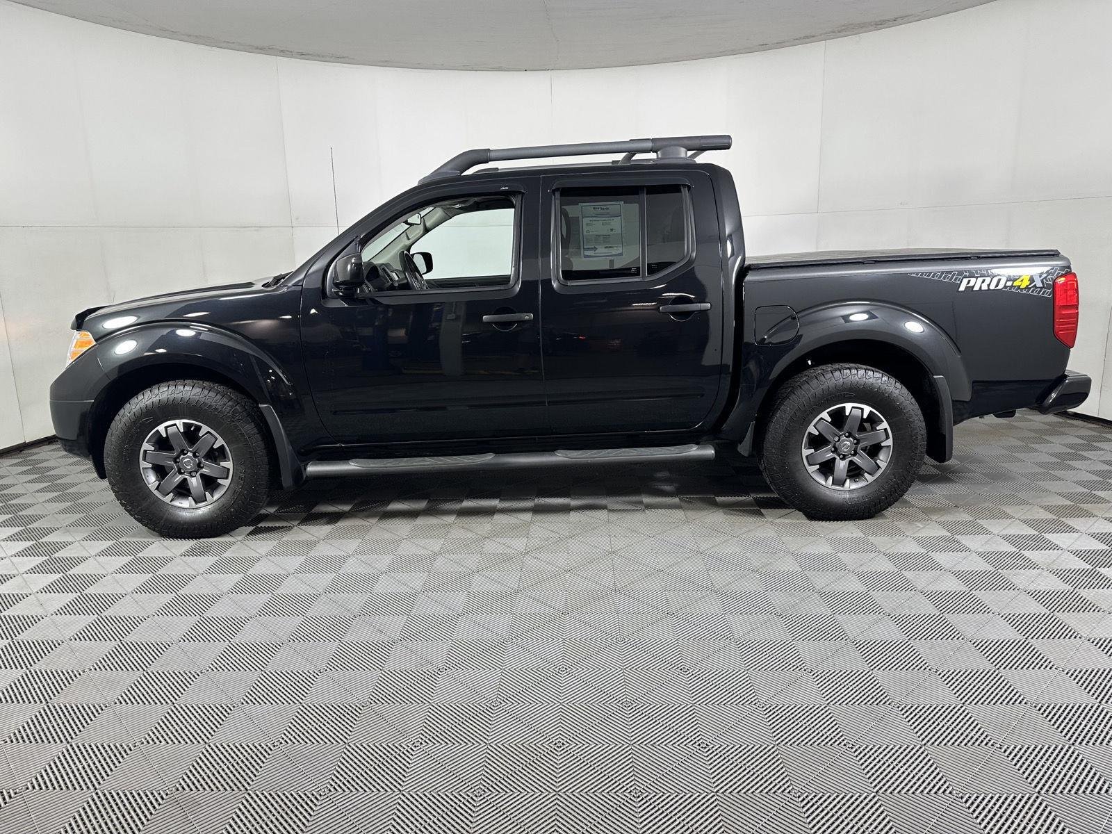 Used 2019 Magnetic Black Pearl Nissan PRO-4X image 11