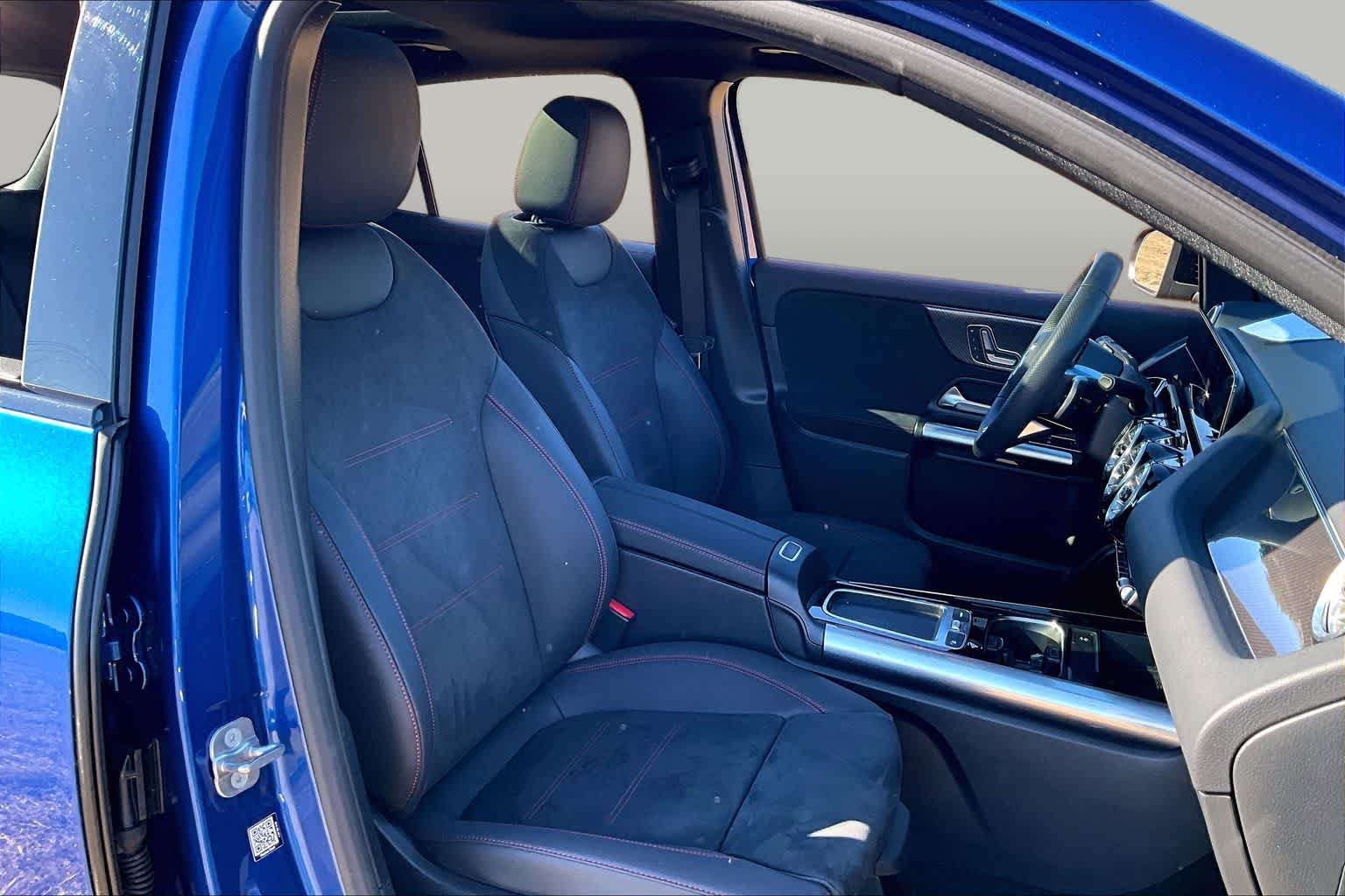 2025 Mercedes-Benz GLA GLA250 - Photo 9