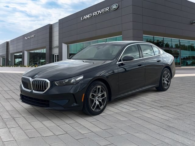 2026 BMW 5 Series 530i xDrive Sedan's photo