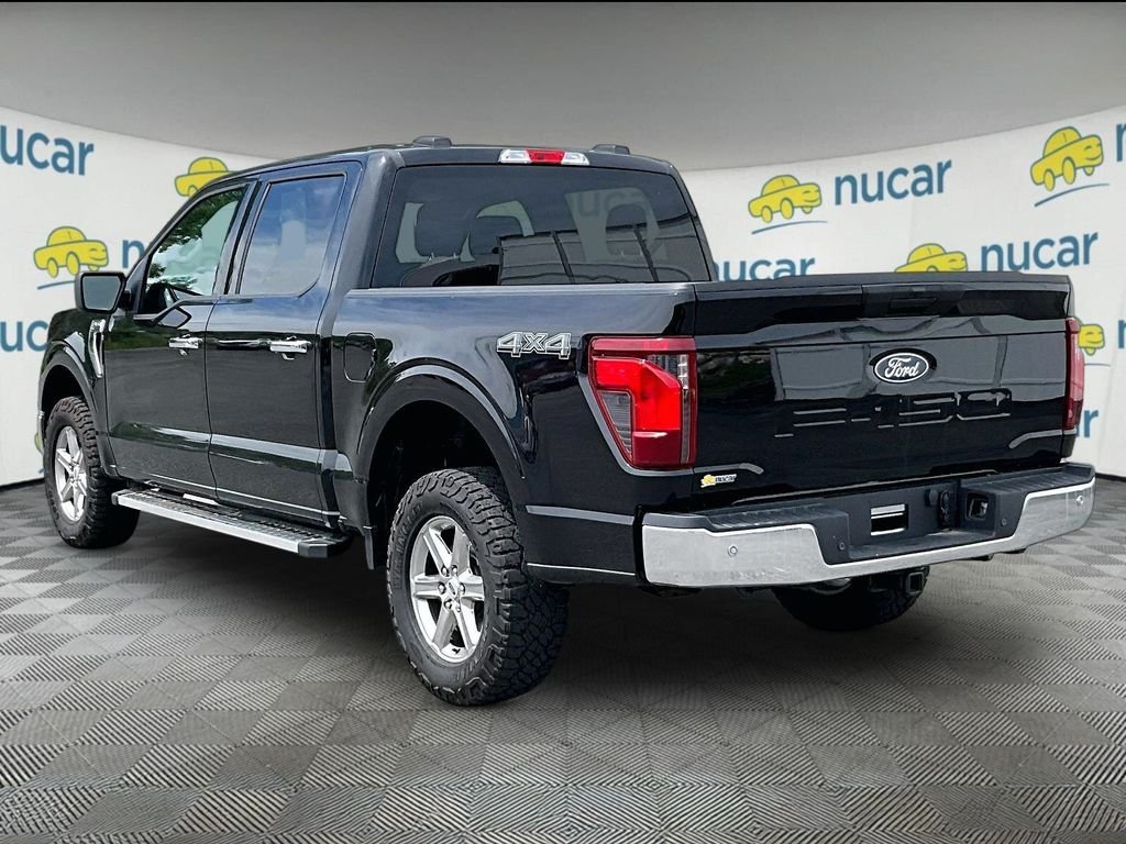 Used 2025 Black Ford XLT image 4