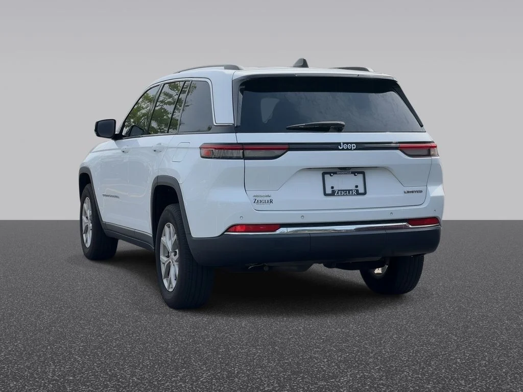Used 2023 White Jeep Limited image 3