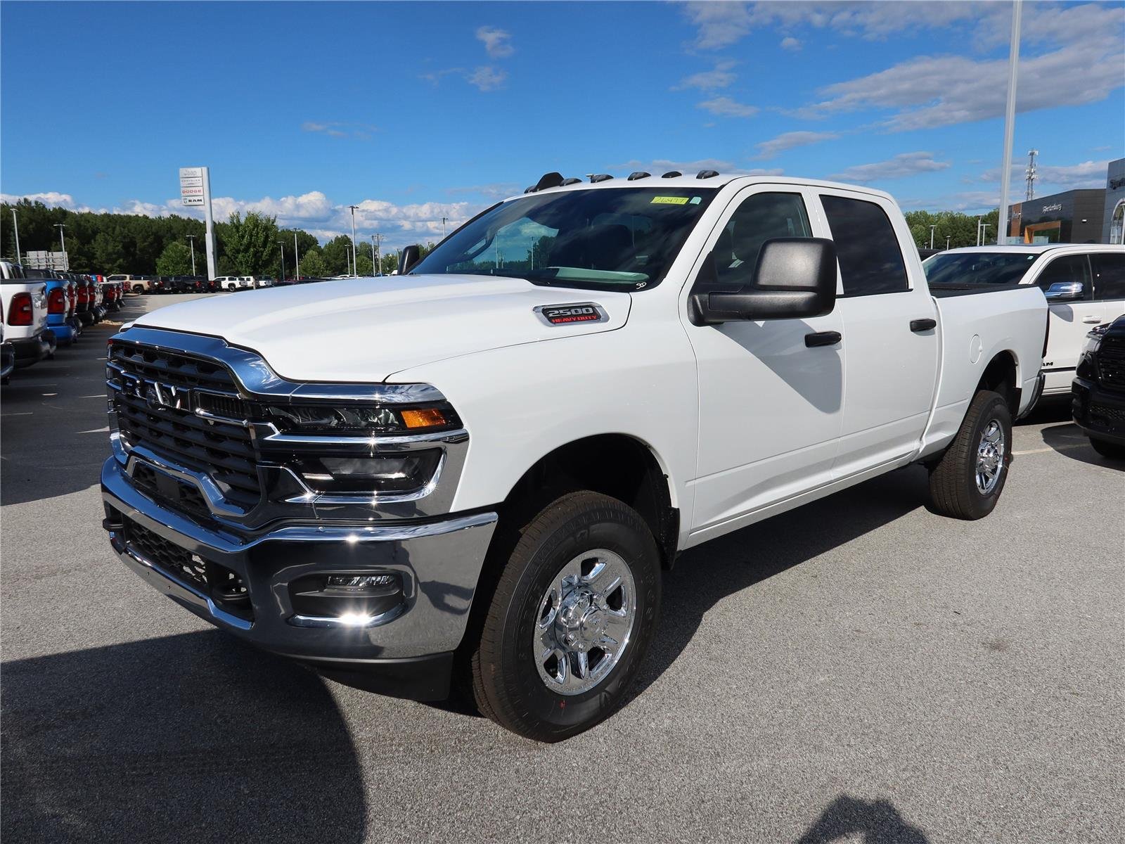 New 2026 Bright White Clear-Coat Exterior Paint RAM Tradesman image 3