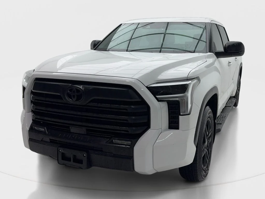 Used 2026 White Toyota SR5 image 4