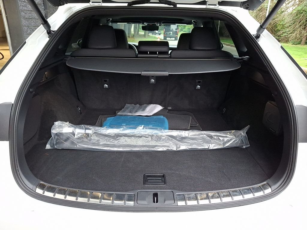 Used 2024 White Lexus 350 Premium Plus image 30