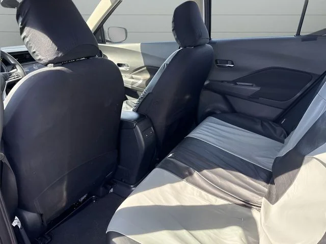 Used 2023 Gray Nissan SV image 18