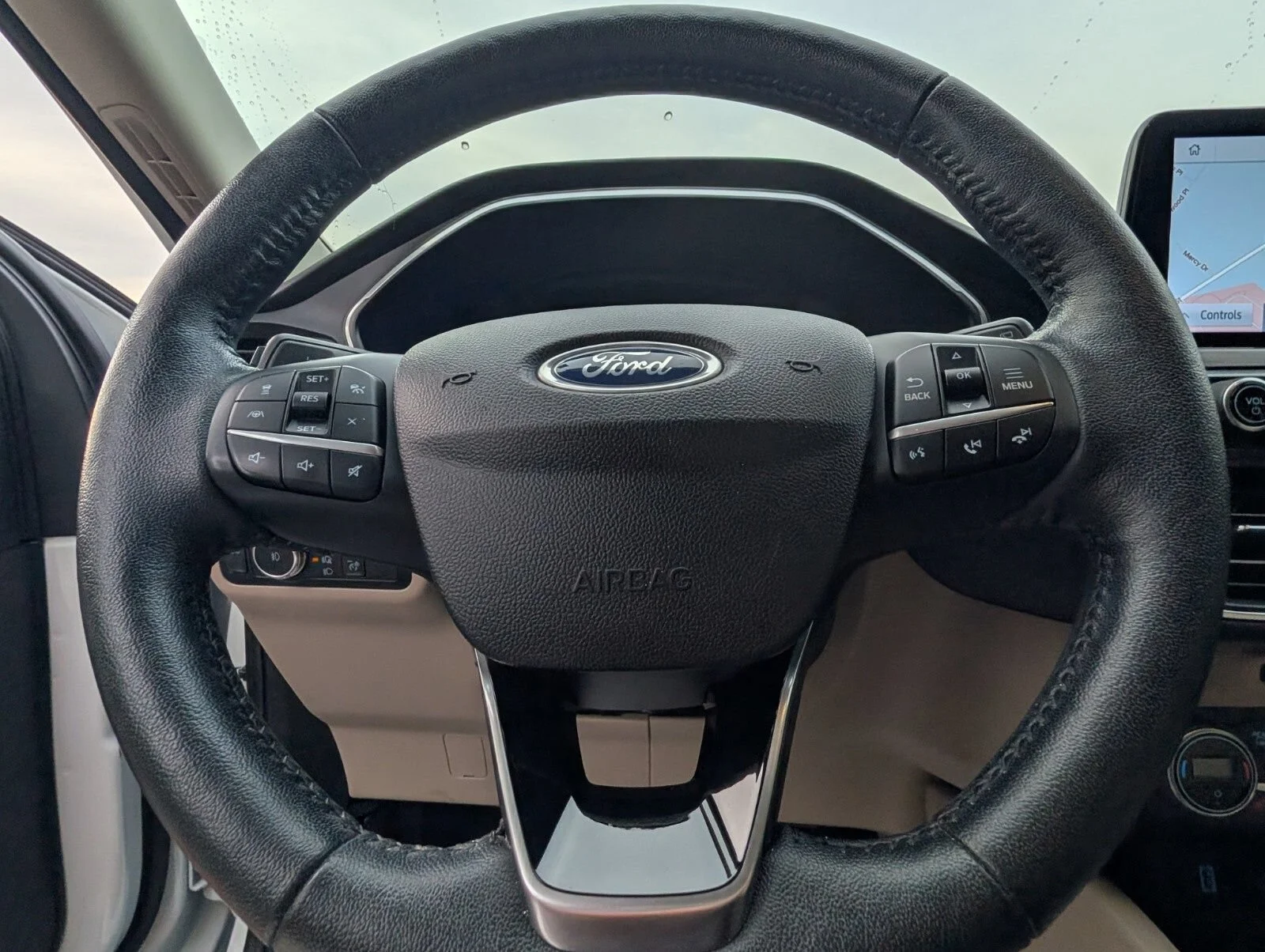 Used 2020 White Ford Titanium image 32