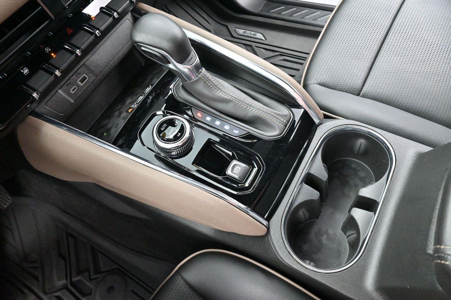 Used 2023 Sterling Metallic GMC Denali image 25
