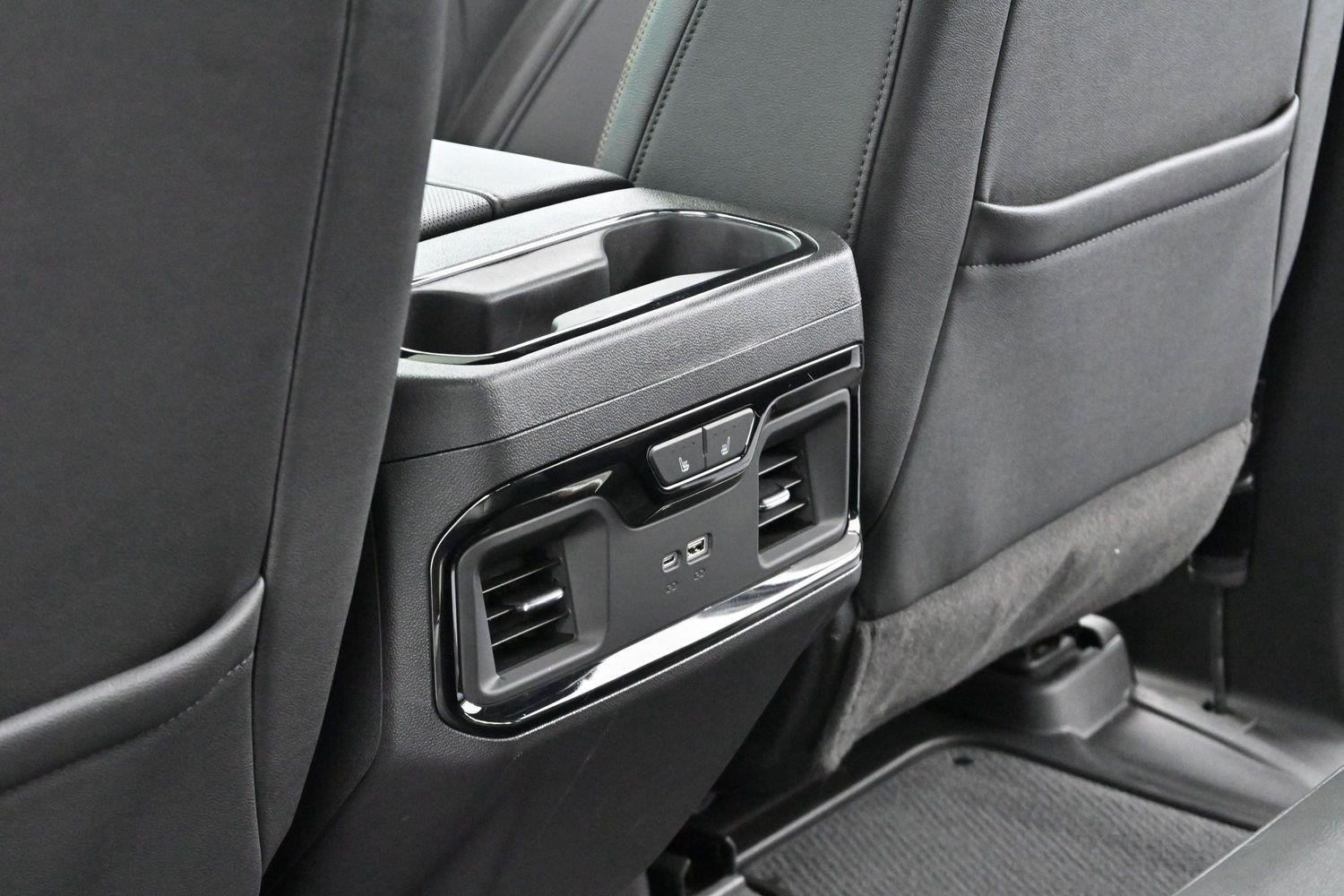 Used 2024 Onyx Black GMC AT4 image 33