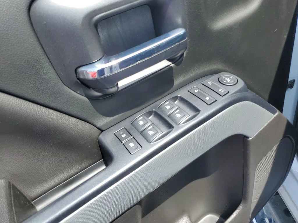 Used 2018 Beige Chevrolet LT image 21