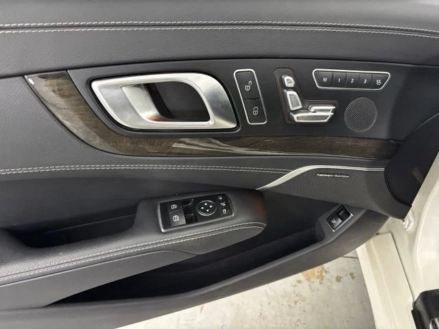 Used 2015 White Mercedes-Benz SL 400 Roadster image 13