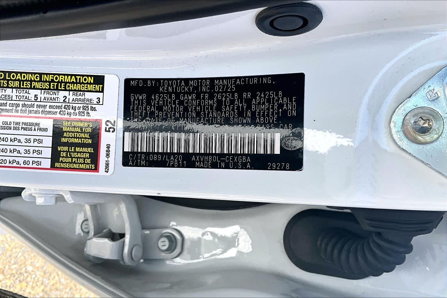 Certified Used 2025 Wind Chill Pearl Toyota XLE image 36