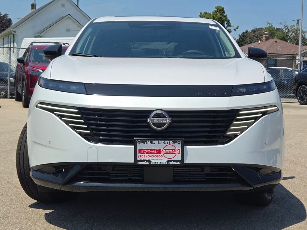 New 2026 White Nissan Platinum image 5
