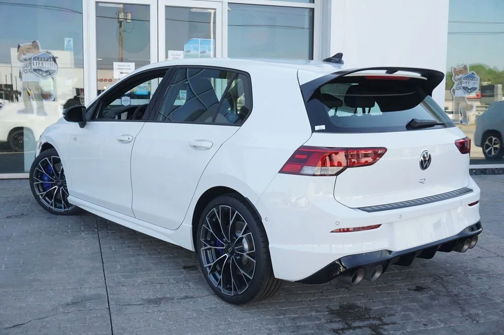 New 2026 White/off-white Volkswagen 2.0T image 8