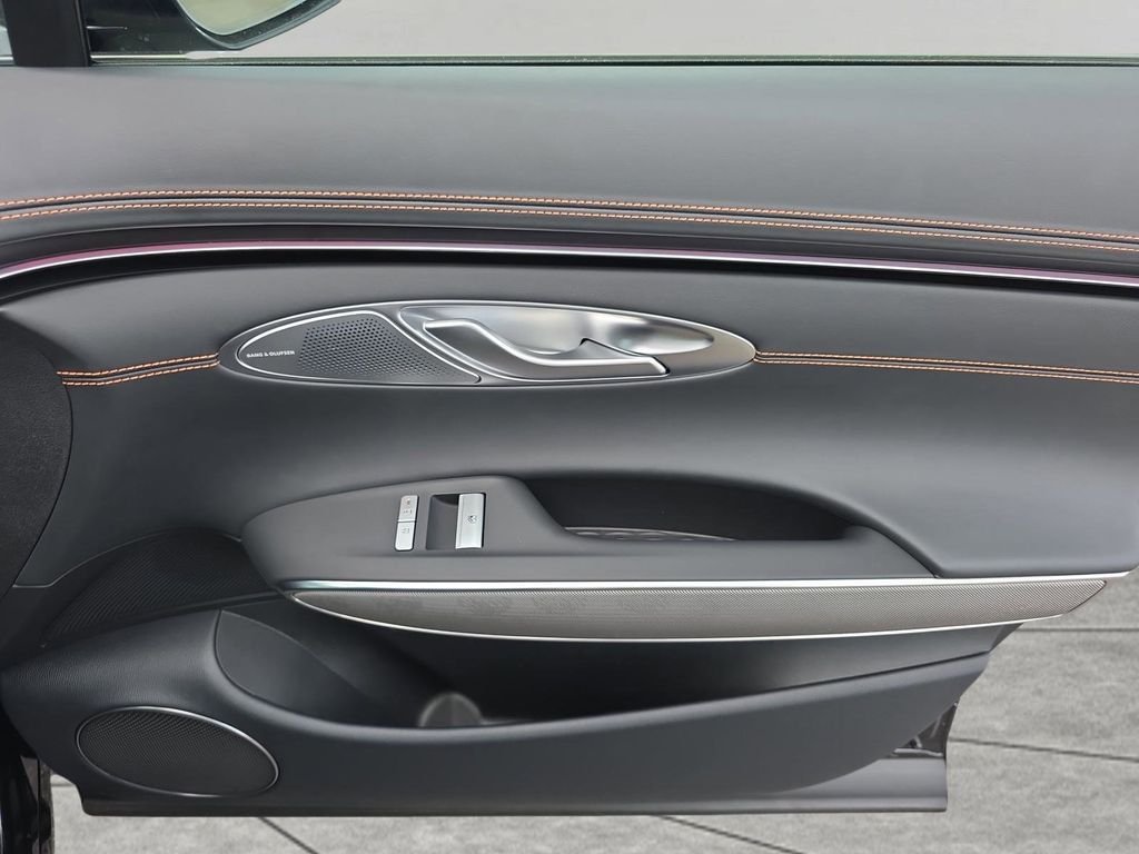 2026 GENESIS GV70 Sport Advanced - Photo 28
