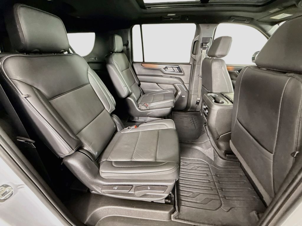 Used 2026 Glacier White Tricoat GMC Denali image 28