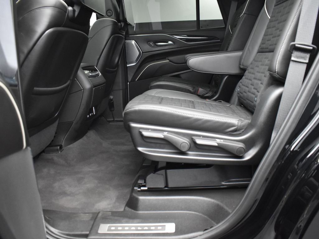 2024 CADILLAC ESCALADE - Image 29