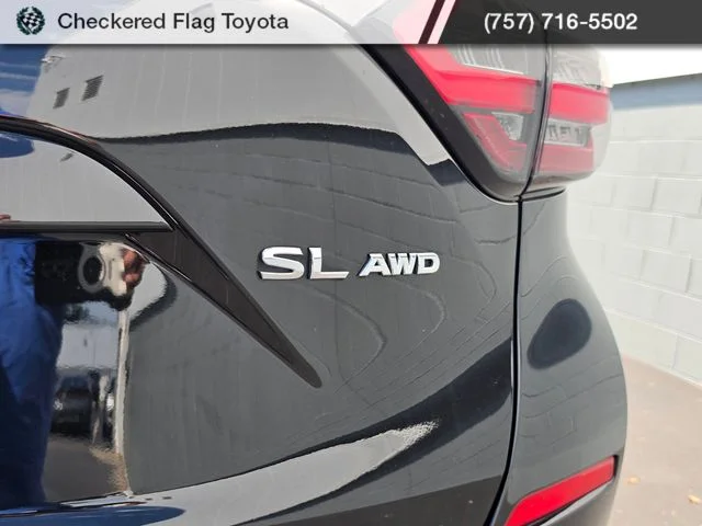 Used 2022 Magnetic Black Pearl Nissan SL image 18