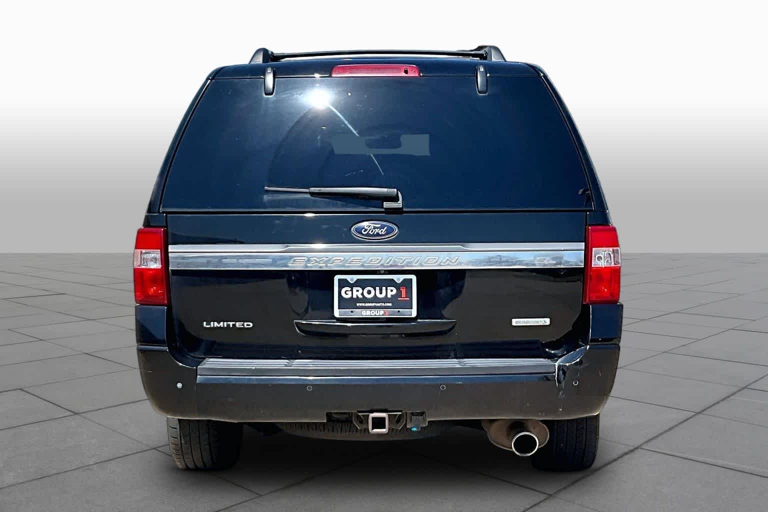 Used 2017 Shadow Black Ford Limited image 5