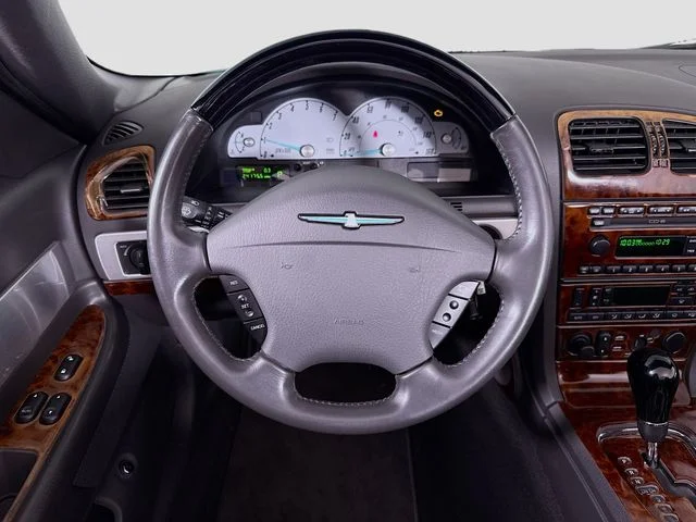 Used 2002 Blue Ford Base image 11
