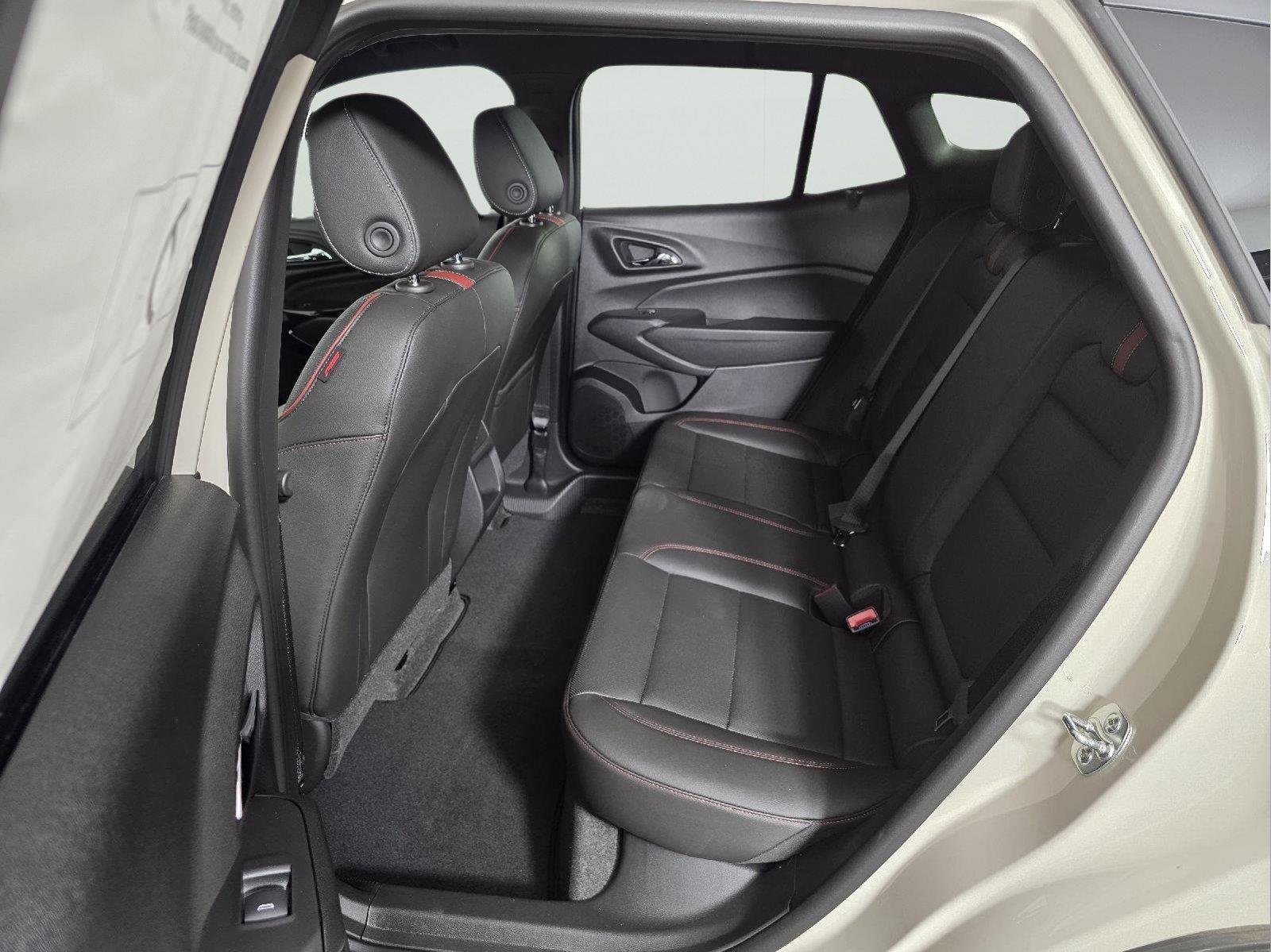 2026 Chevrolet Trax RS - Photo 17