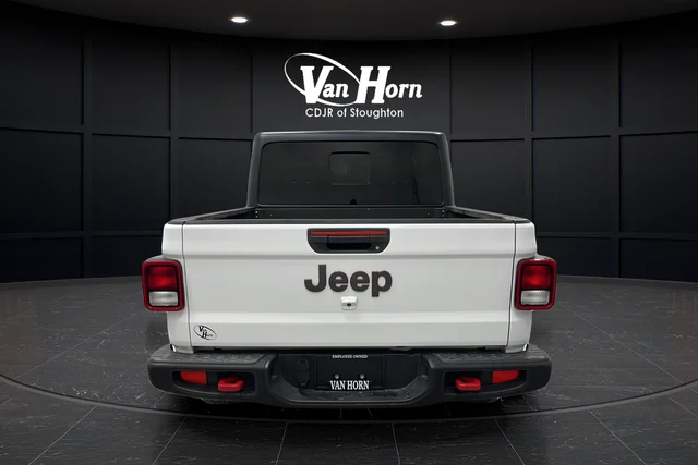 Used 2022 Bright White Clearcoat Jeep Rubicon image 6