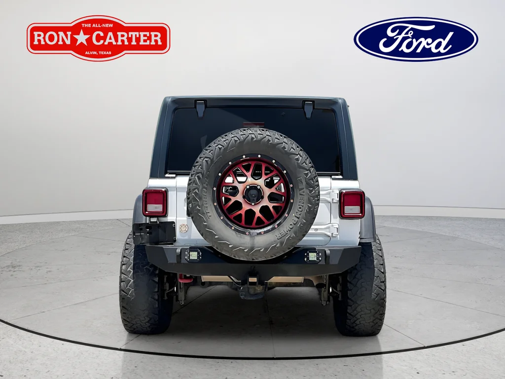 Used 2021 White Jeep Unlimited Rubicon image 5