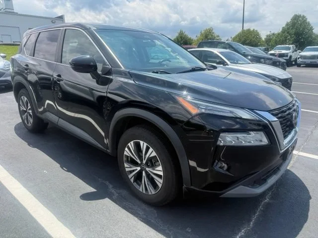 Used 2022 Black Nissan SV image 3