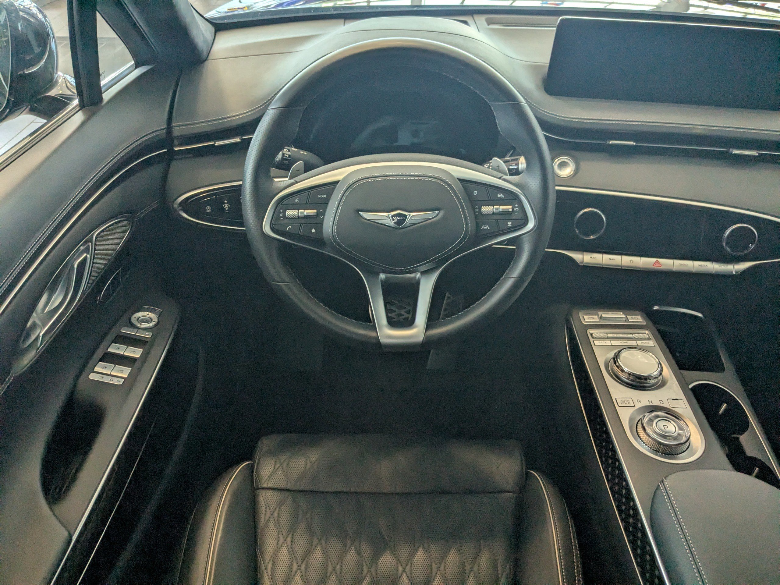2024 GENESIS GV70 Sport - Photo 17