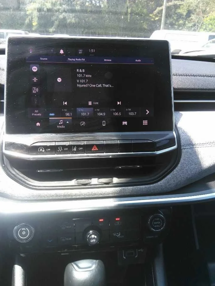 Used 2024 White Jeep Latitude image 2