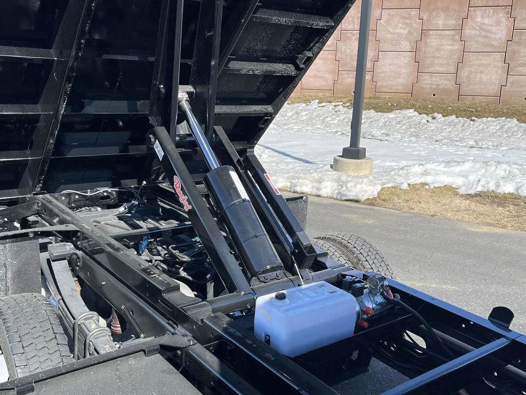 New 2026 Oxford White Ford F-450® XL image 18