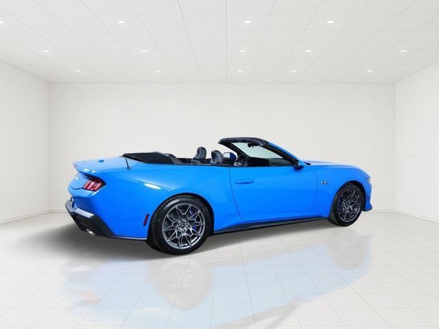 Certified Used 2025  Ford GT Premium image 7