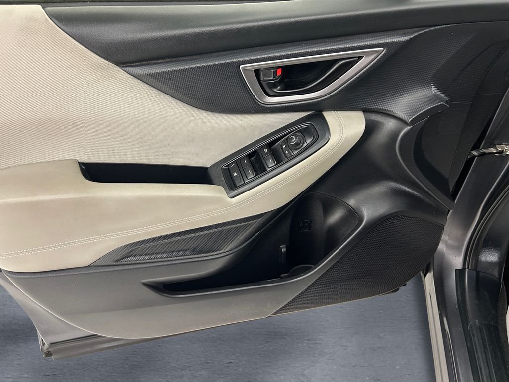 Used 2023 Gray Subaru Base image 12