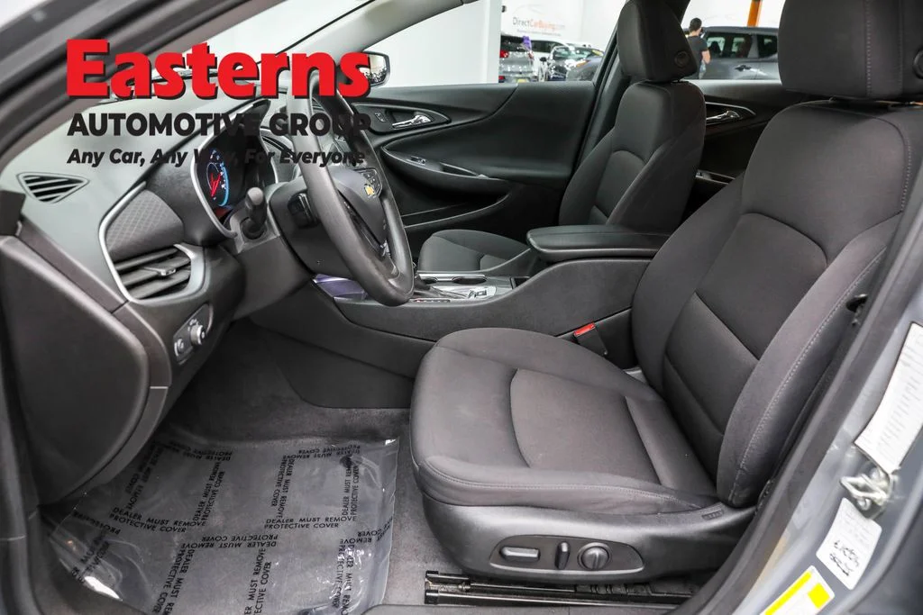 Used 2023 Gray Chevrolet LT image 14