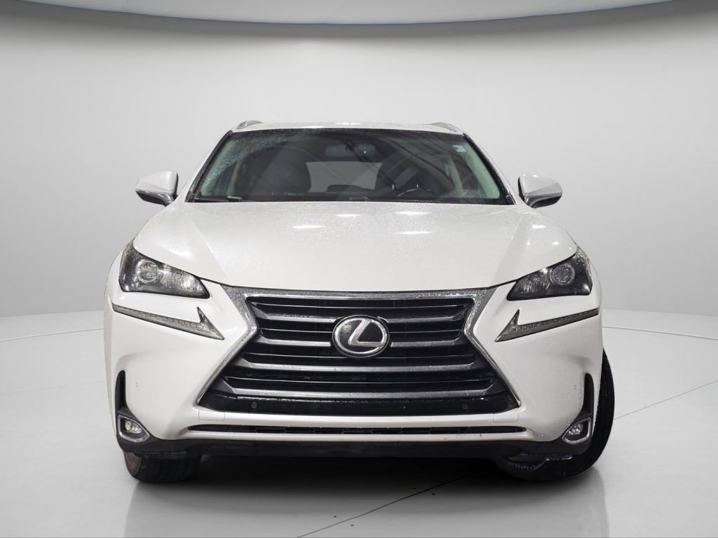 Used 2015 White Pearl Lexus 200t image 3