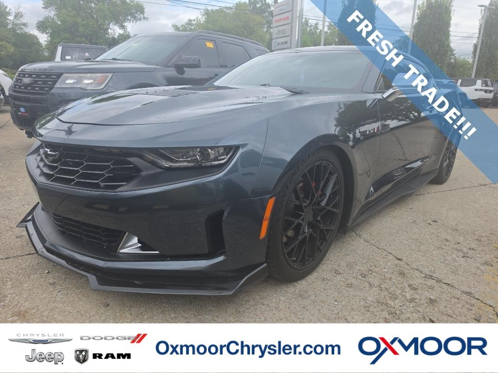 Used 2022 Shadow Gray Metallic Chevrolet LT1 image 1