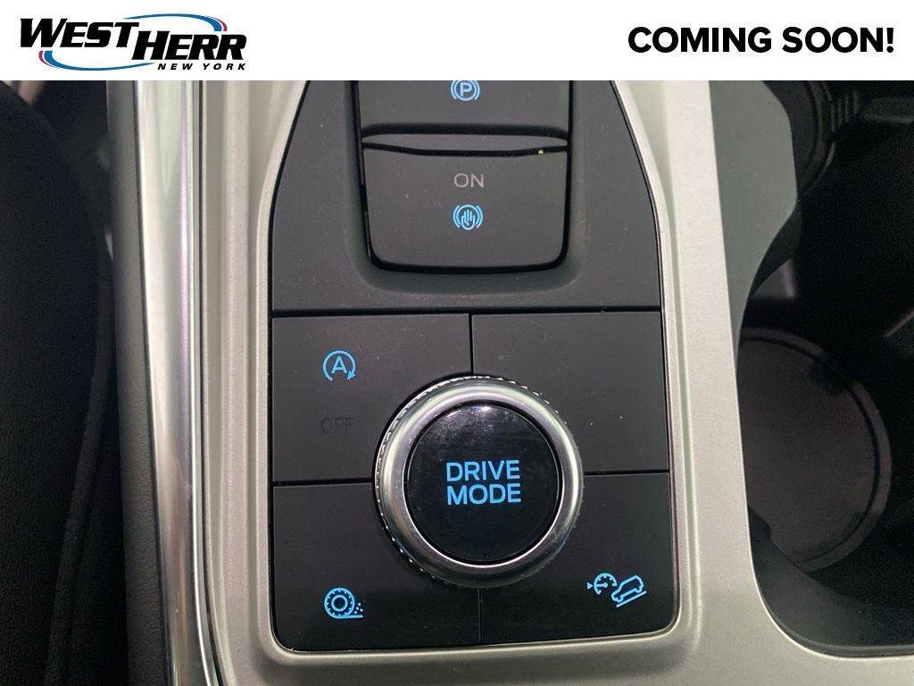 Used 2024 Silver Metallic Ford XLT image 10