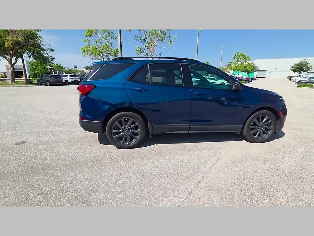 Used 2022 Blue Glow Metallic Chevrolet RS image 36