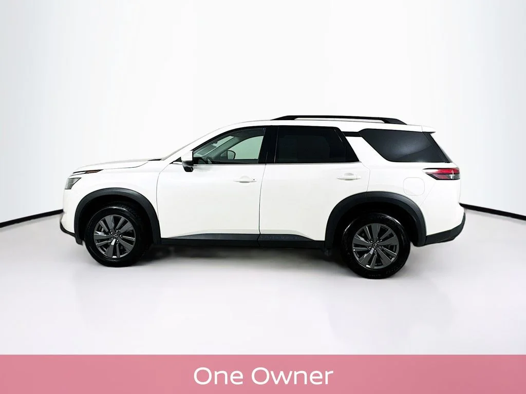 Certified Used 2024 White Nissan SV image 5