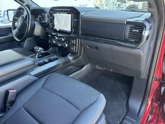 Used 2021 Rapid Red Metallic Tinted Clearcoat Ford XLT image 25
