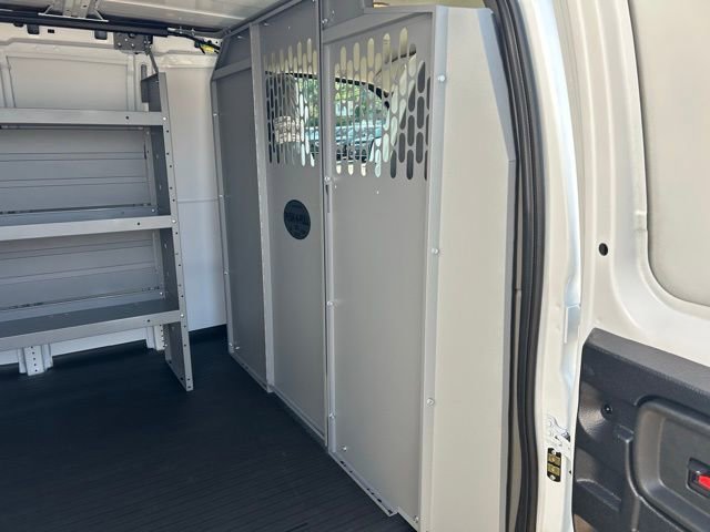 2025 Chevrolet Express Cargo Work Van - Photo 10