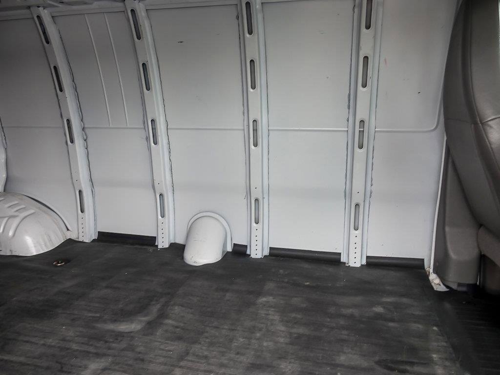 Used 2024 Summit White Chevrolet Work Van image 25