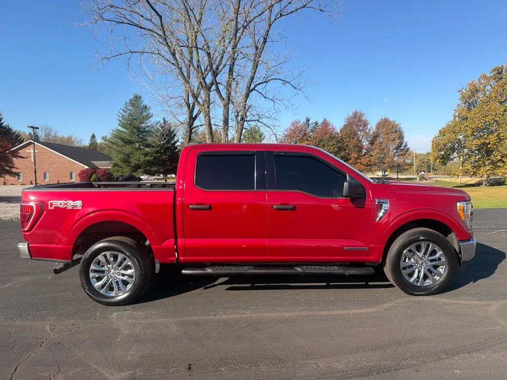 Used 2022 Red Ford XLT image 8