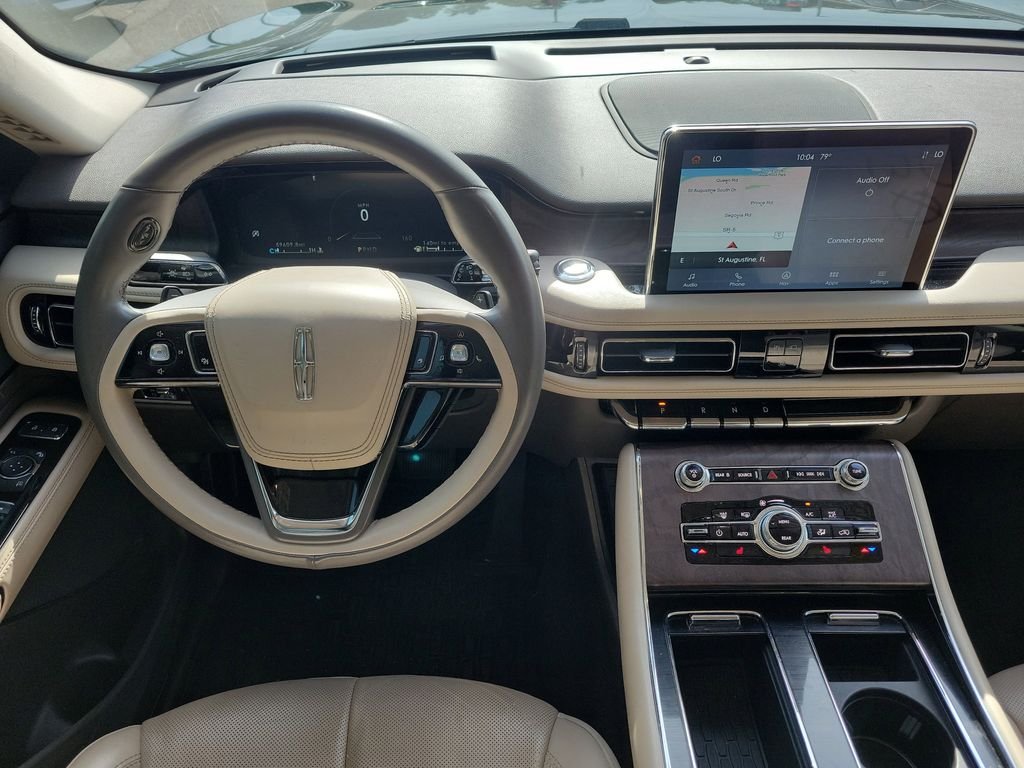 Used 2022 Black Metallic Lincoln Reserve image 19