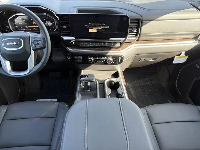 New 2026 Onyx Black GMC Elevation image 16