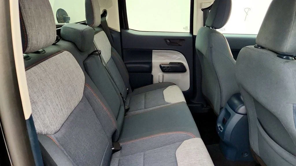 Used 2022 Shadow Black Ford XLT AWD SuperCrew image 22