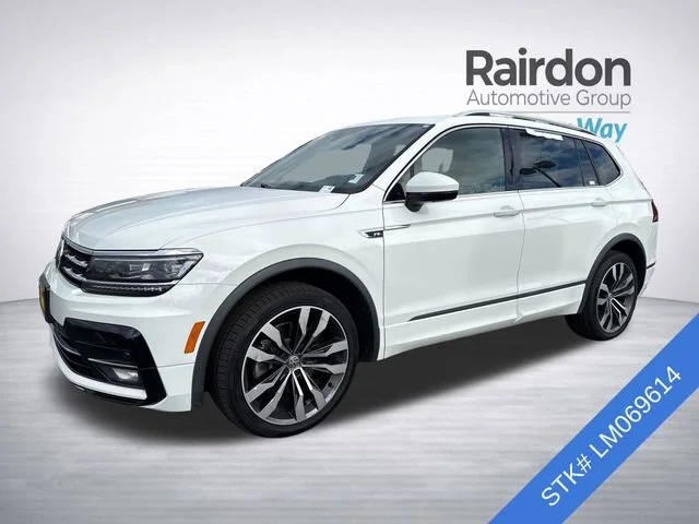 Used 2020  Volkswagen SEL Premium R-Line image 3
