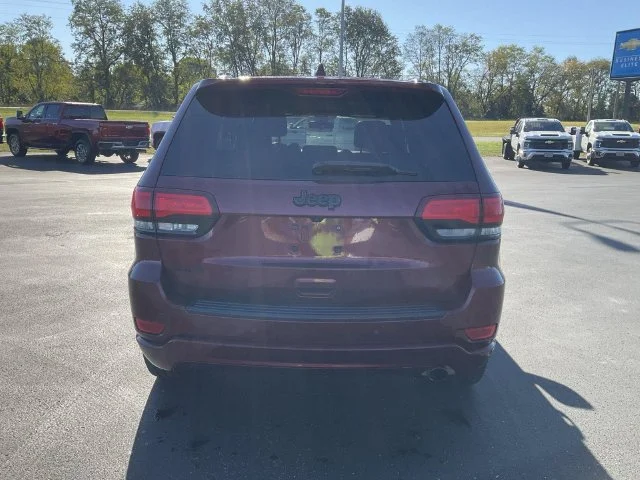 Used 2021 Red Jeep Laredo X image 7